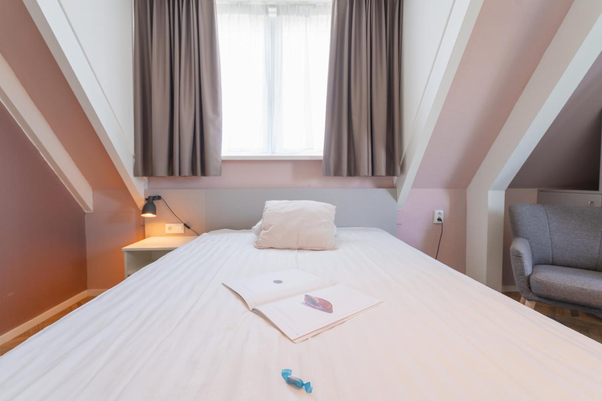Hotel In Den Brouwery Dombourg Extérieur photo