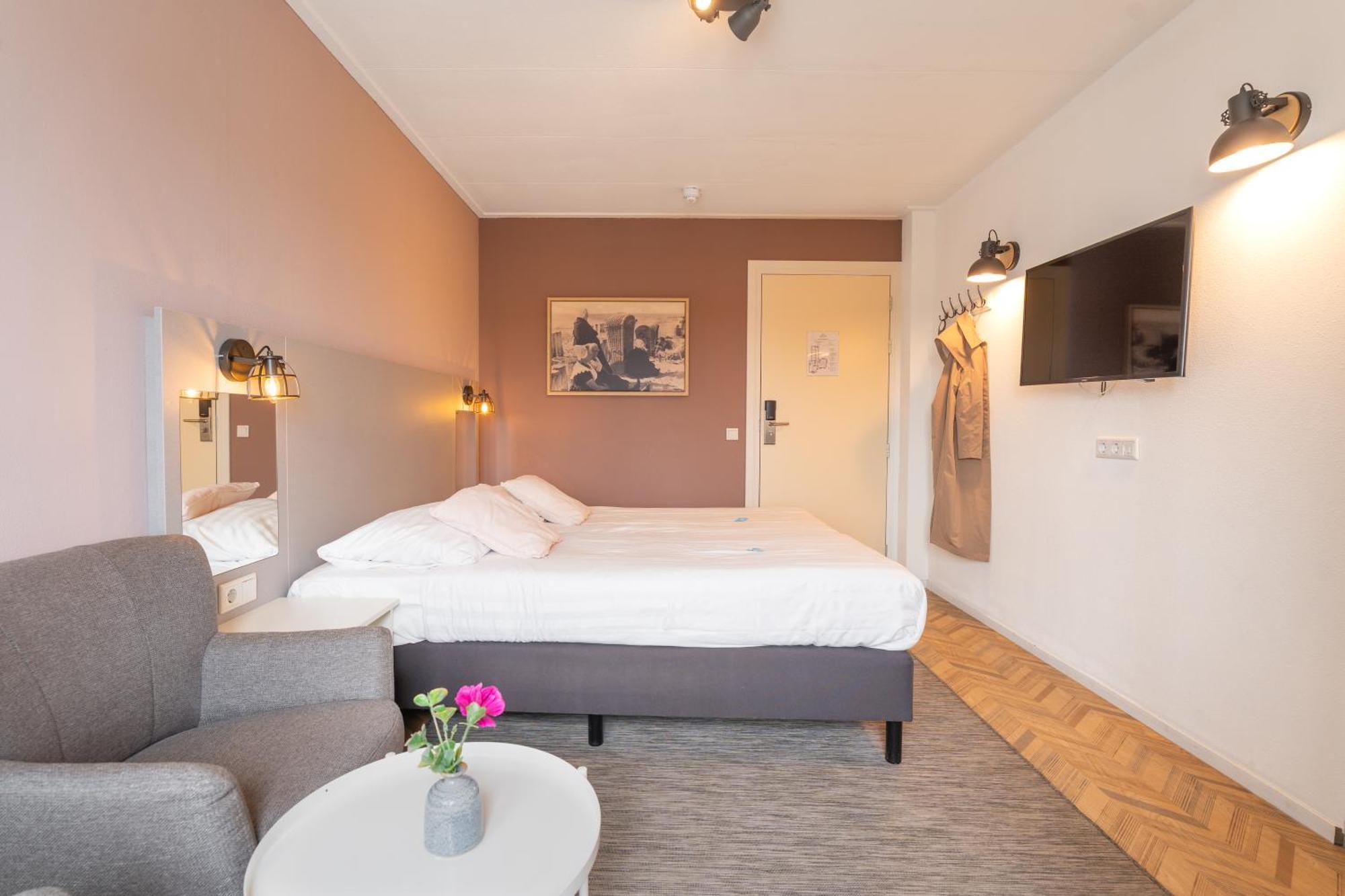 Hotel In Den Brouwery Dombourg Extérieur photo
