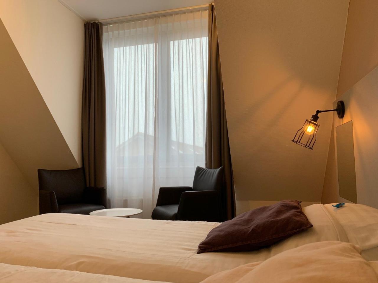 Hotel In Den Brouwery Dombourg Extérieur photo