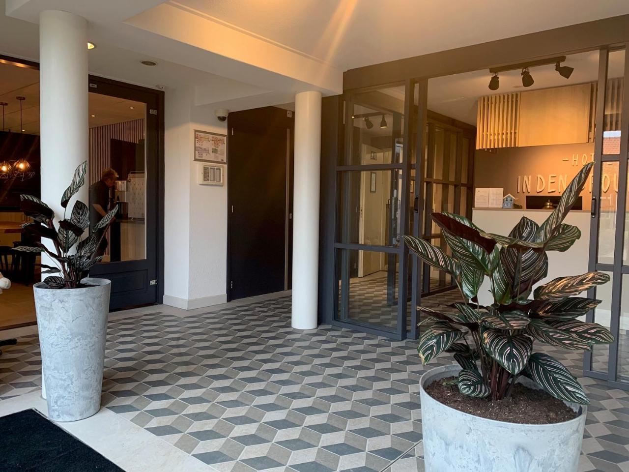 Hotel In Den Brouwery Dombourg Extérieur photo